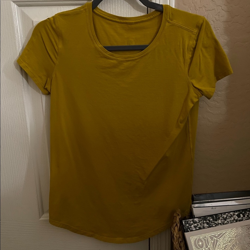 Lululemon gold / dark yellow tee size 2